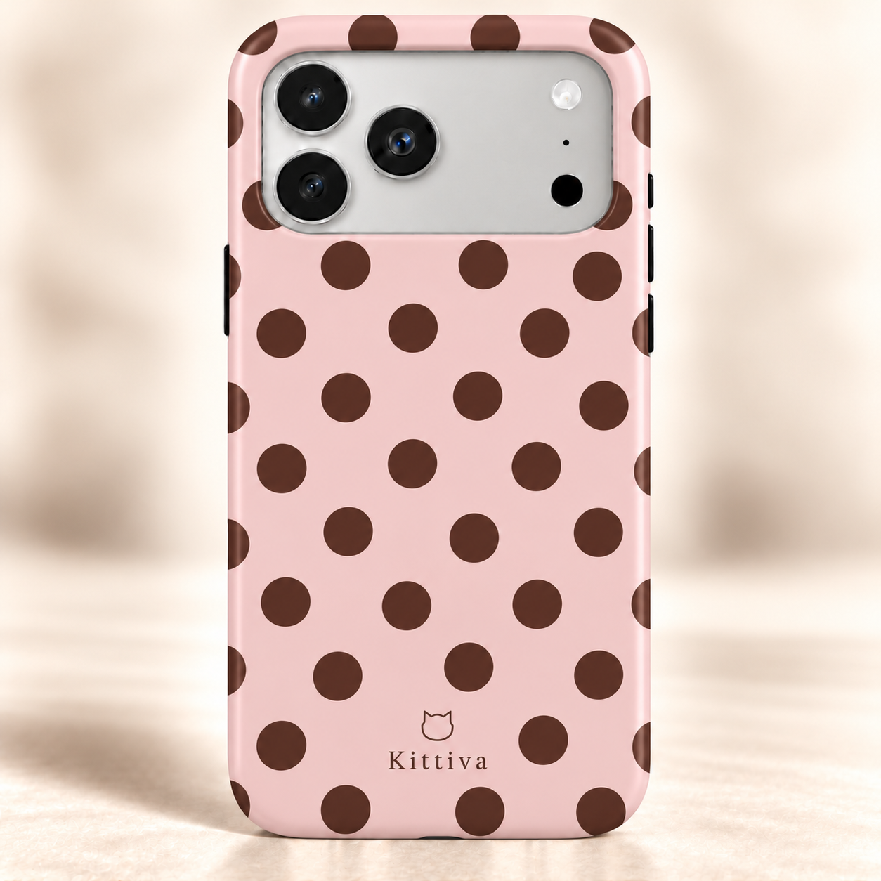 Bombón Rosé — vista de estudio
